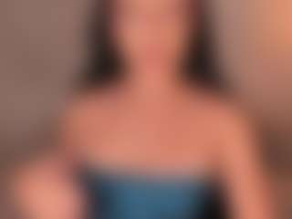 EmyLourens's Live Sex Cam Show