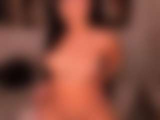 Live cam show with EmyLourens - Striptease Latina on SinfulBabes | colombia