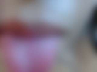 Live cam show with fiory-tay - Mature on liverealitysex.com