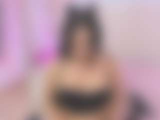 Live cam show with fiory-tay - Mature on CamwithHer