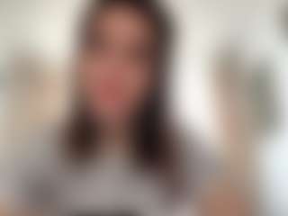 GeneviveClaybron's Live Sex Cam Show