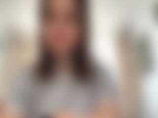 GeneviveClaybron's Live Sex Cam Show