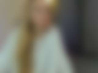 Live cam show with GlimmerSaffron - Cowgirl on Camming Site