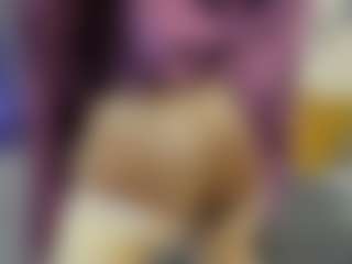 GlimmerSaffron's Live Sex Cam Show