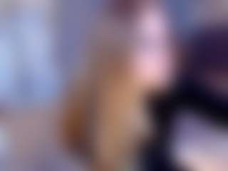 Live cam show with GlimmerSaffron - Body Massage on Camiplay Live
