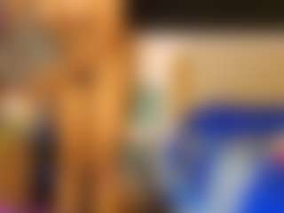 Live cam show with GoldenGoddess38 - Strip on Camsoda