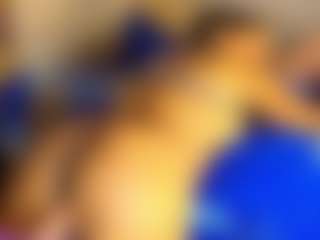 GoldenGoddess38's Live Sex Cam Show