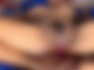 GoldenGoddess38's Live Sex Cam Show