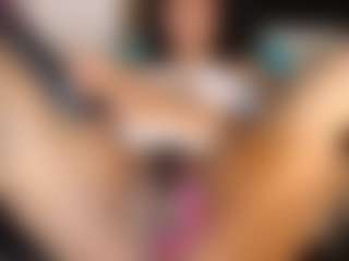 Live cam show with GoldenGoddess38 - Tittyfuck on Camsoda