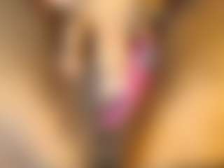 GoldenGoddess38's Live Sex Cam Show