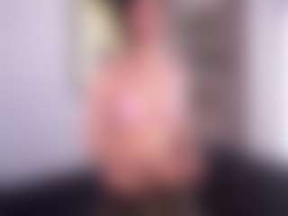ImeldaSarault's Live Sex Cam Show