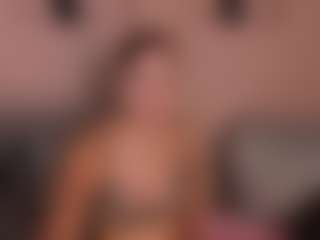 Live cam show with JuliaBanks - New Big Ass on Camsoda