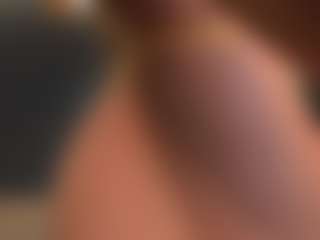 Live cam show with JuliaBanks - Red Hair on TeamSkeetLive