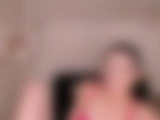 Live cam show with KeylaPalmer - Camel Toe on liverealitysex.com