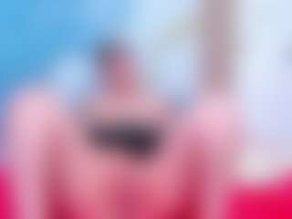 Kimmbberlyy19's Live Sex Cam Show