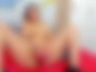 Kimmbberlyy19's Live Sex Cam Show