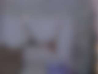 Live cam show with kolyn-tay - Petite MILF on Gym Cam Girls