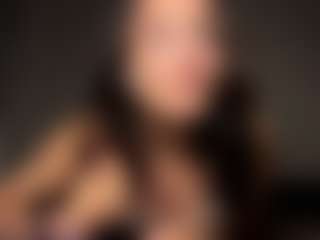 Reyna's Live Sex Cam Show