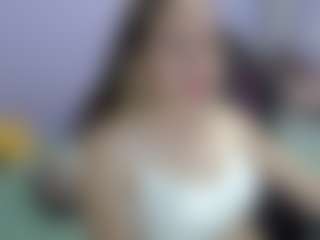 Live cam show with LulaMl - Blonde Hair on PervPlay.com