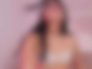 Live cam show with malaia-thompson - Latina on Camversity | colombia