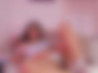 Live cam show with malaia-thompson - Spank on camtv