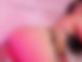 Live cam show with malaia-thompson - Flat Chested on livesuperchat.net
