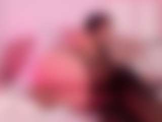 Live cam show with malaia-thompson - Brown Eyes on CamwithHer