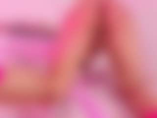 Live cam show with malaia-thompson - Black Hair on Dolls Live
