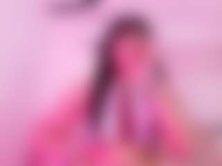 Live cam show with malaia-thompson - Young Adult on AdultVida.com