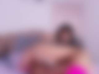 Live cam show with malaia-thompson - Spank on fapnchat