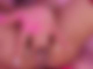 Live cam show with malaia-thompson - HD on CamSextacy