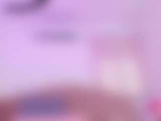 Live cam show with malaia-thompson - Submissive on xplaylive.com