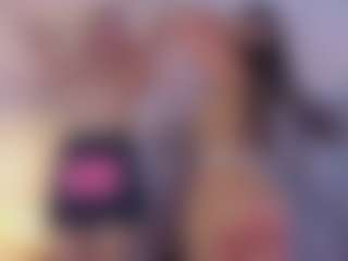 Live cam show with miaroldan - Fingering on xxxlivecams.org