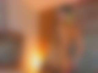 Live cam show with miaroldan - Skinny on Camsoda