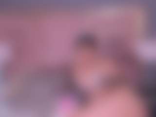 Live cam show with molycoper - Bikini on Big Tits