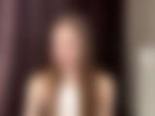 Live cam show with NelleSouvannakhily - Striptease MILF on makecum.org