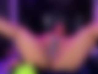 Nina-haze's Live Sex Cam Show