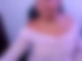 Live cam show with Nina-haze - Moaning on MyBangCams