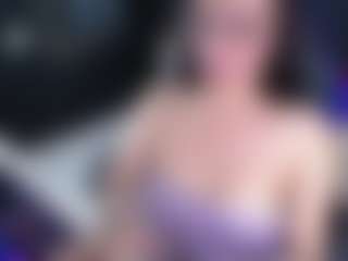 Live cam show with SamanthaRoxxe - New Toys on Soda Cam