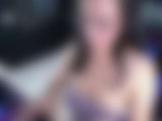 Live cam show with SamanthaRoxxe - Anal Toys on fuklive.com