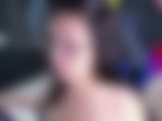 Live cam show with SamanthaRoxxe - New Young Adult on livesexfox.com