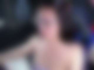 Live cam show with SamanthaRoxxe - New Anal on Milf Play