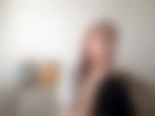 ToshikoBugett's Live Sex Cam Show