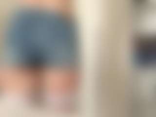 ToshikoBugett's Live Sex Cam Show