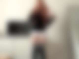 ToshikoBugett's Live Sex Cam Show