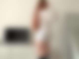 ToshikoBugett's Live Sex Cam Show