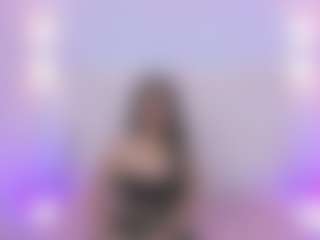 Live cam show with victoria-tay - Raven Hair on Camming Site