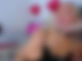 angelinefocus's Live Sex Cam Show