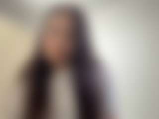 Giulia's Live Sex Cam Show