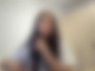 Giulia's Live Sex Cam Show
